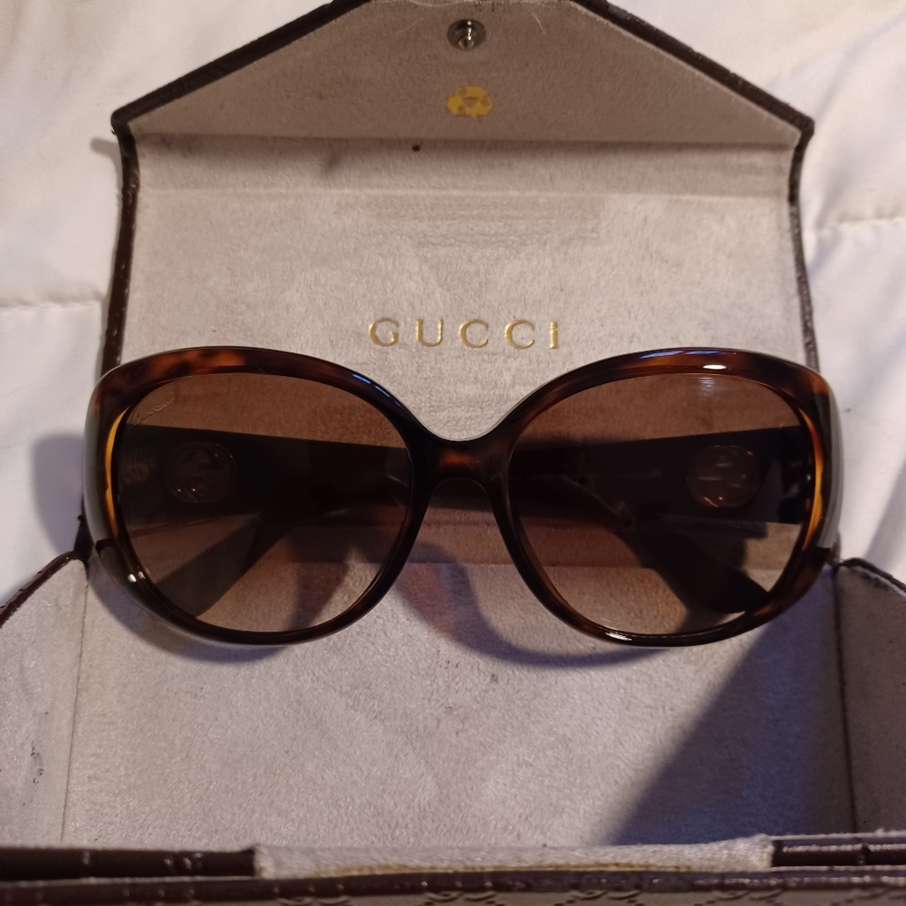 Gucci Diamante Sunglasses FINAL $ FIRM